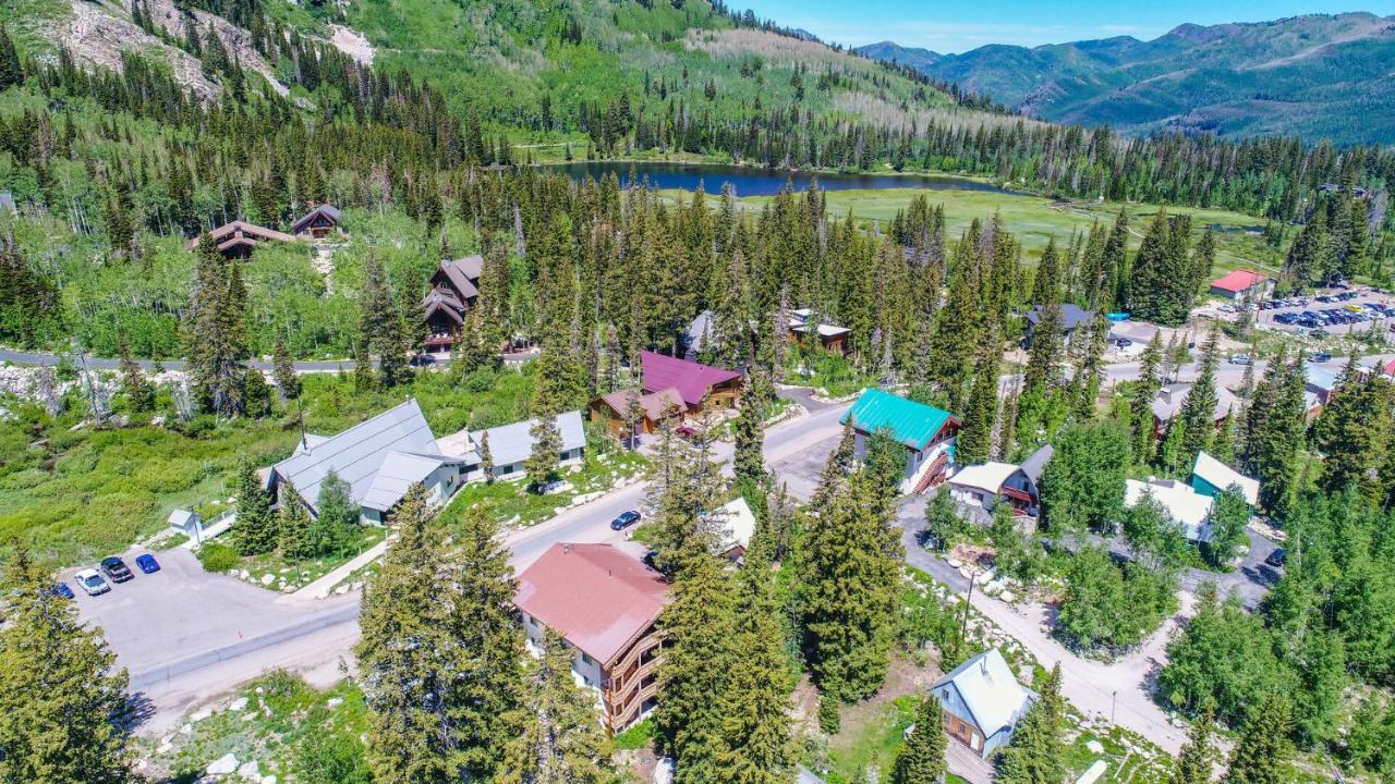 Powder Hound 1 Bedroom Brighton Chalet ภายนอก รูปภาพ