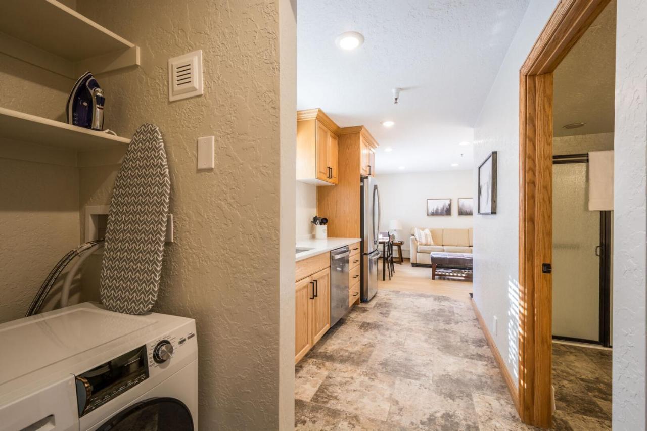 Powder Hound 1 Bedroom Brighton Chalet ภายนอก รูปภาพ