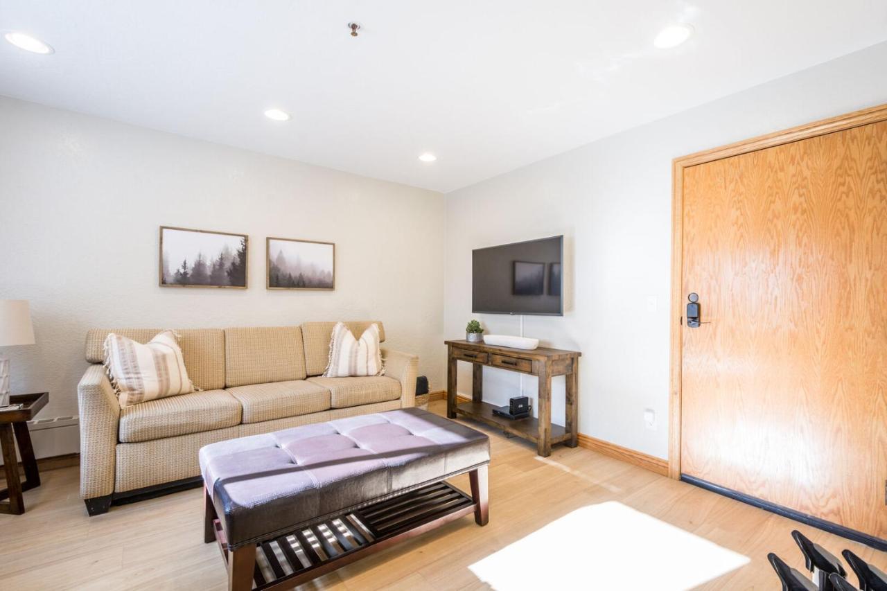 Powder Hound 1 Bedroom Brighton Chalet ภายนอก รูปภาพ