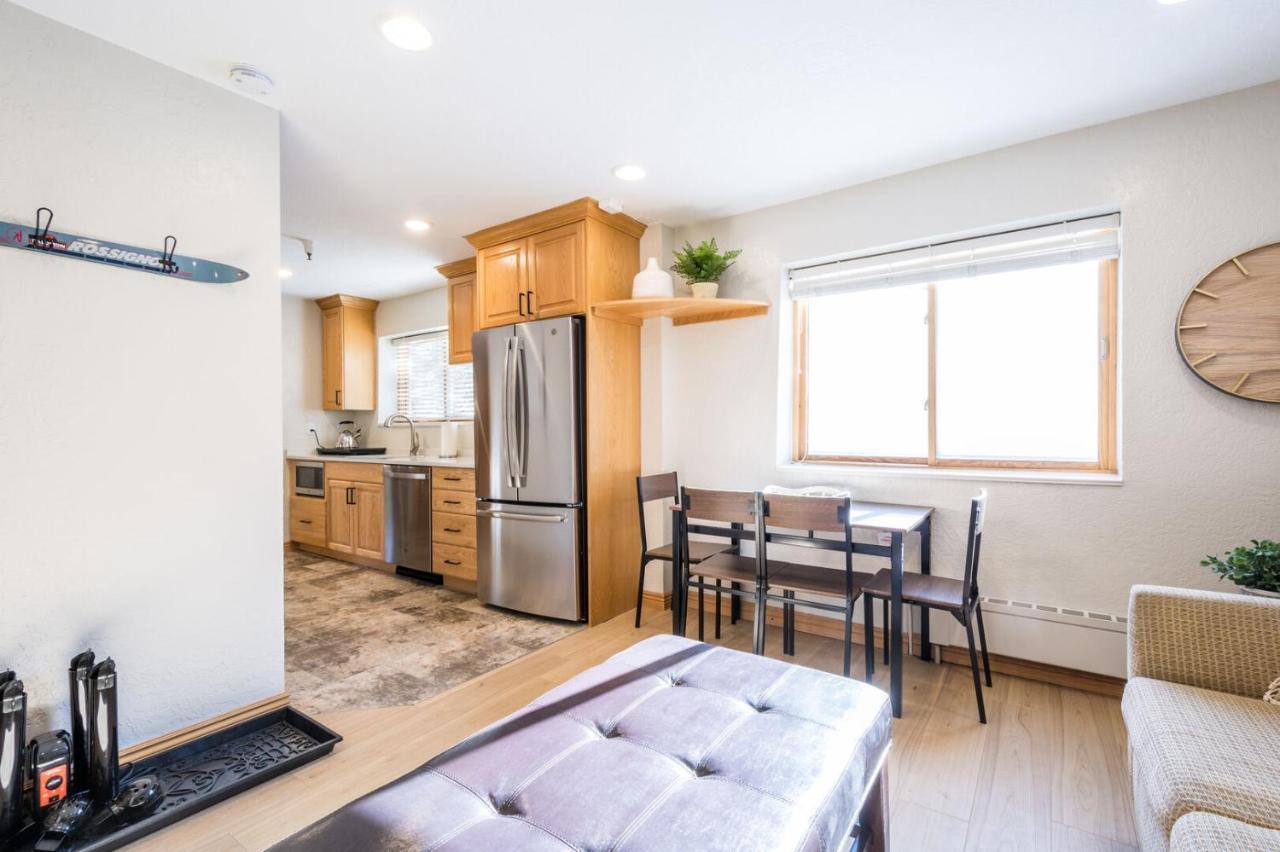 Powder Hound 1 Bedroom Brighton Chalet ภายนอก รูปภาพ